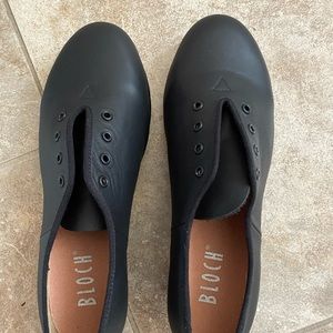 Bloch leather tap jazz shoes